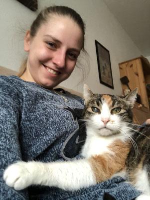 Lisa-Marie beim Katzensitten