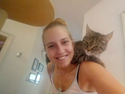 Lisa mit Katze